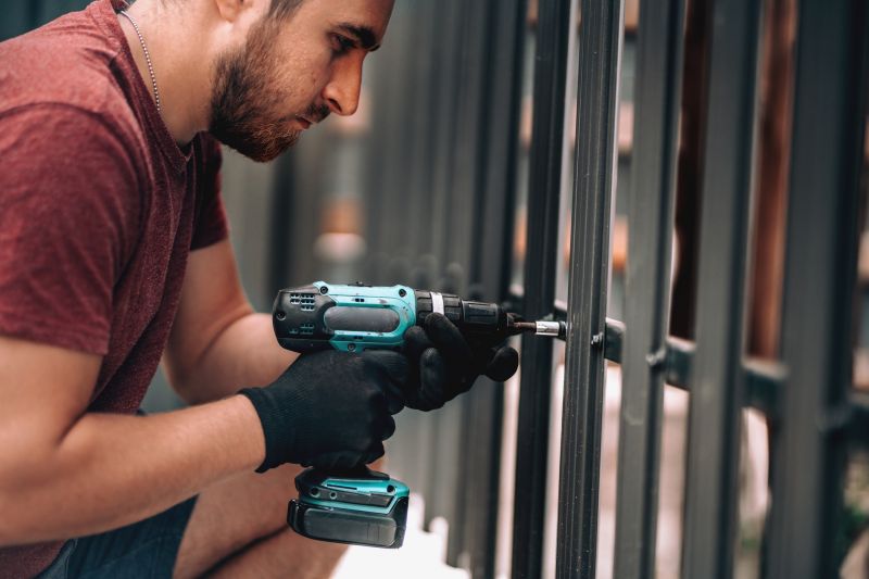 Steel Fence Construction in St Louis, MO